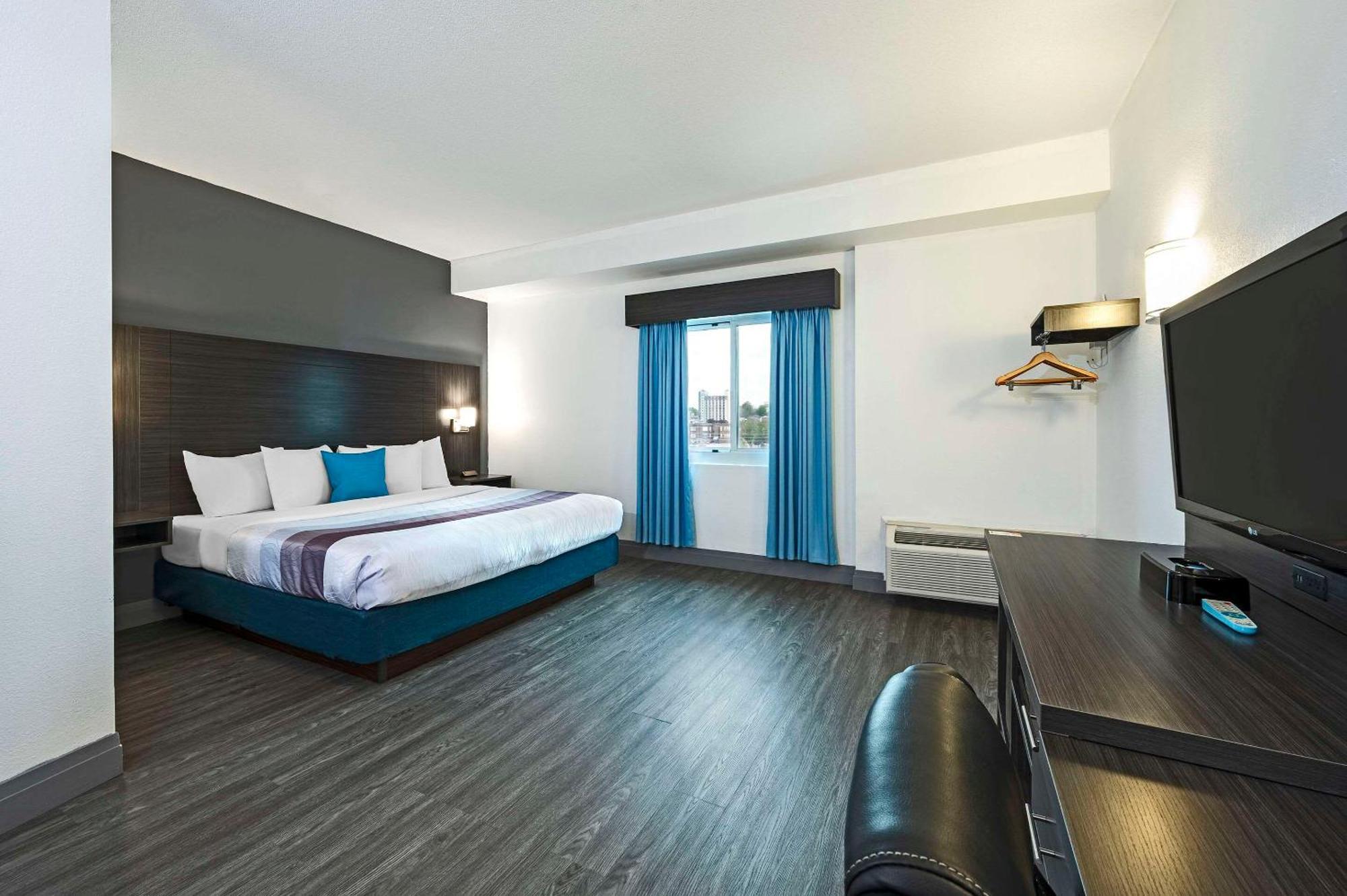 Hotel Comfort 4*