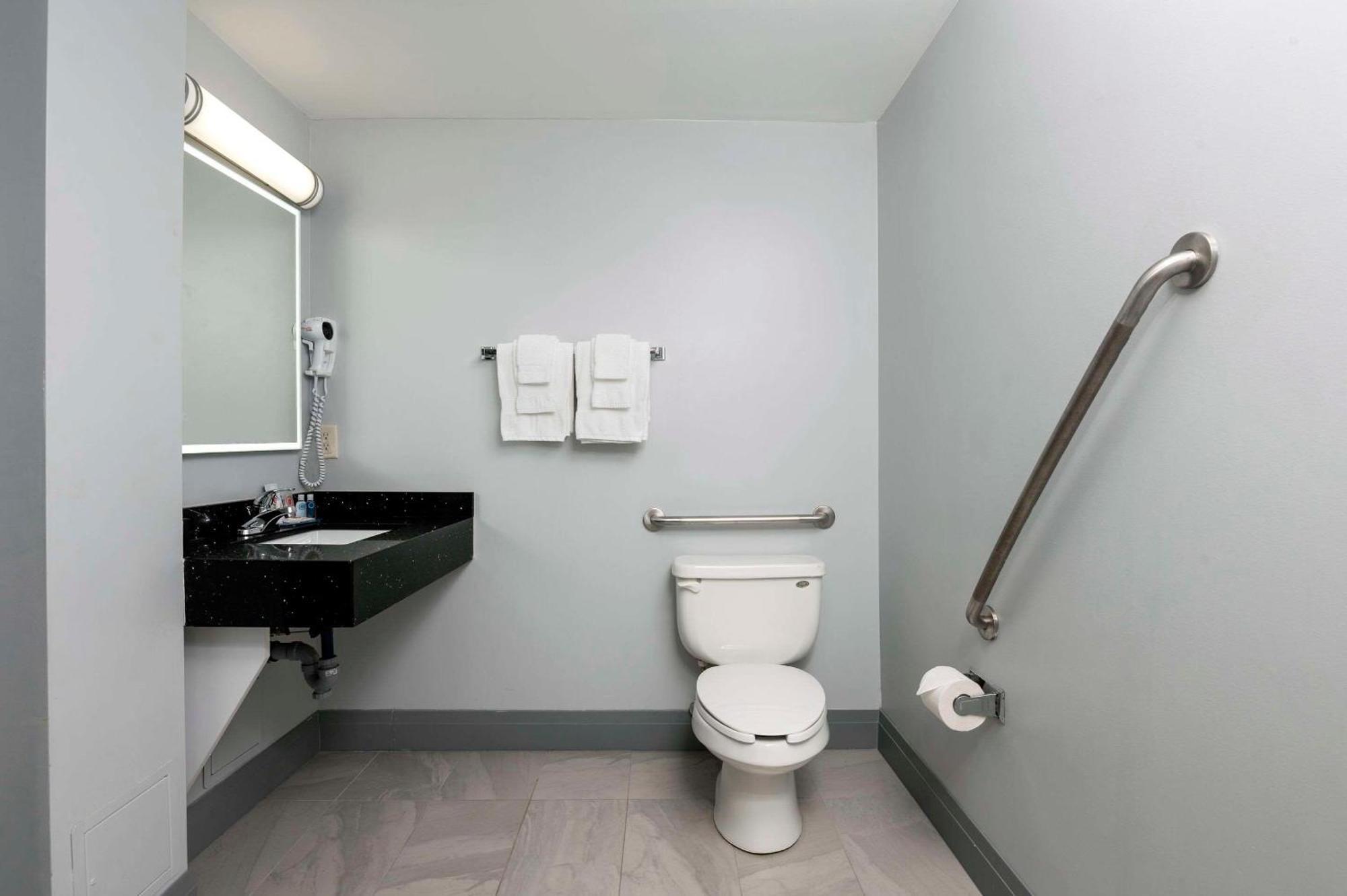 Comfort 4* Niagara Falls